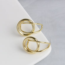 Load image into Gallery viewer, 2020新款S925银针耳钉韩国大东门时冷淡风气质潮流耳饰青岛韩觅