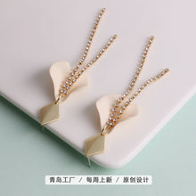 Load image into Gallery viewer, 垂墜耳環流蘇耳夾耳釘氣質鋼耳環韓系簡約S925銀針花耳夾誇張正韓版幾何抗敏垂吊欧美潮流ins风网红长款