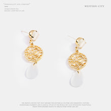 Load image into Gallery viewer, 2020新品欧美流行时尚猫眼石耳环春夏树藤长款耳環S925银针耳坠女