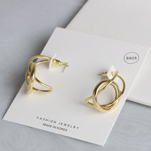 Load image into Gallery viewer, 2020新款S925银针耳钉韩国大东门时冷淡风气质潮流耳饰青岛韩觅