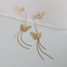 Load image into Gallery viewer, S925银蝴蝶垂墜耳環流蘇耳夾耳釘氣質鋼耳環韓系簡約銀針花耳夾誇張正韓版幾何抗敏垂吊水钻超仙儿长款耳钉女韩国气质时尚潮流