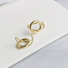 Load image into Gallery viewer, 2020新款S925银针耳钉韩国大东门时冷淡风气质潮流耳饰青岛韩觅