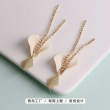 Load image into Gallery viewer, 垂墜耳環流蘇耳夾耳釘氣質鋼耳環韓系簡約S925銀針花耳夾誇張正韓版幾何抗敏垂吊欧美潮流ins风网红长款